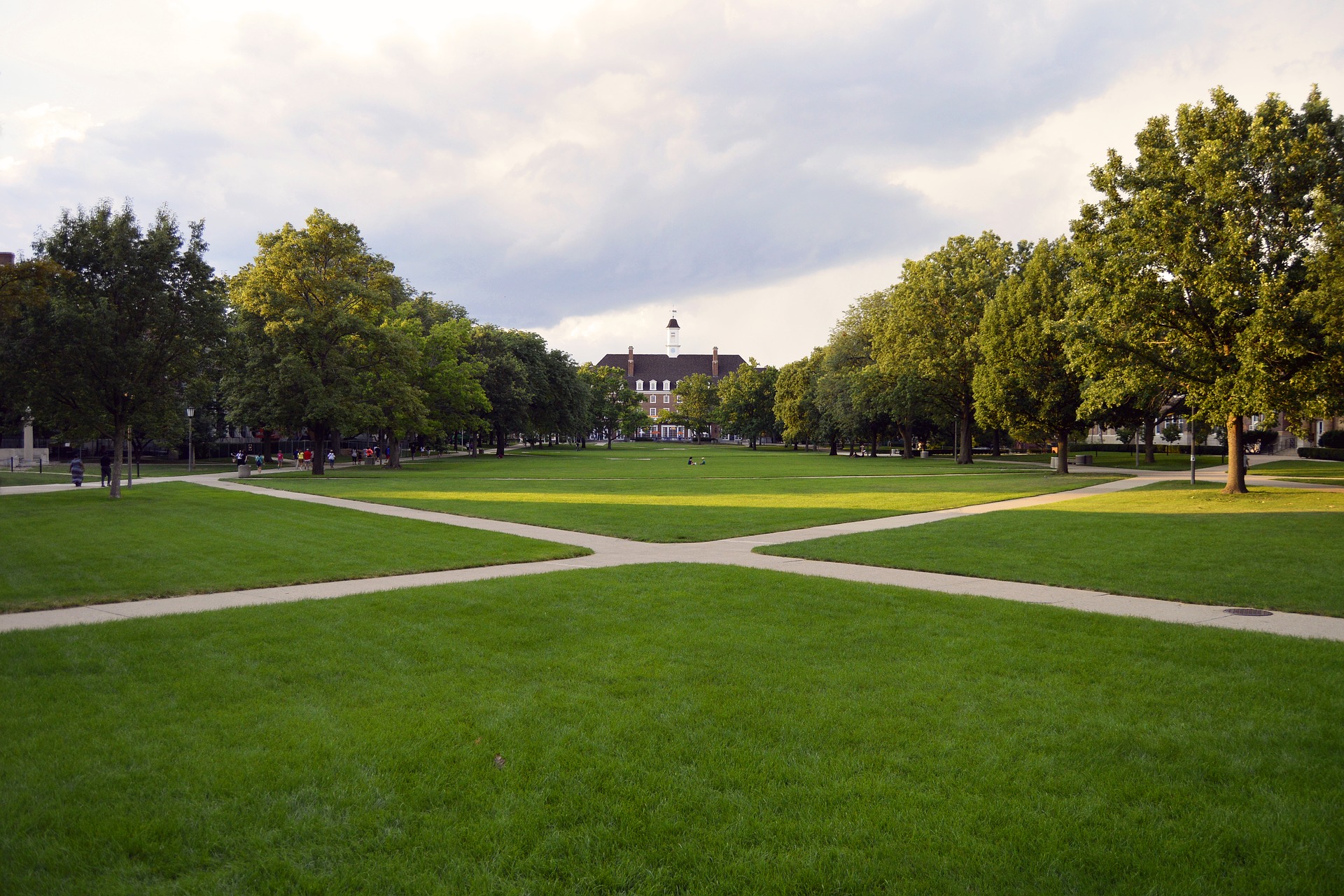 University of Illinois at Urbana-Champaign