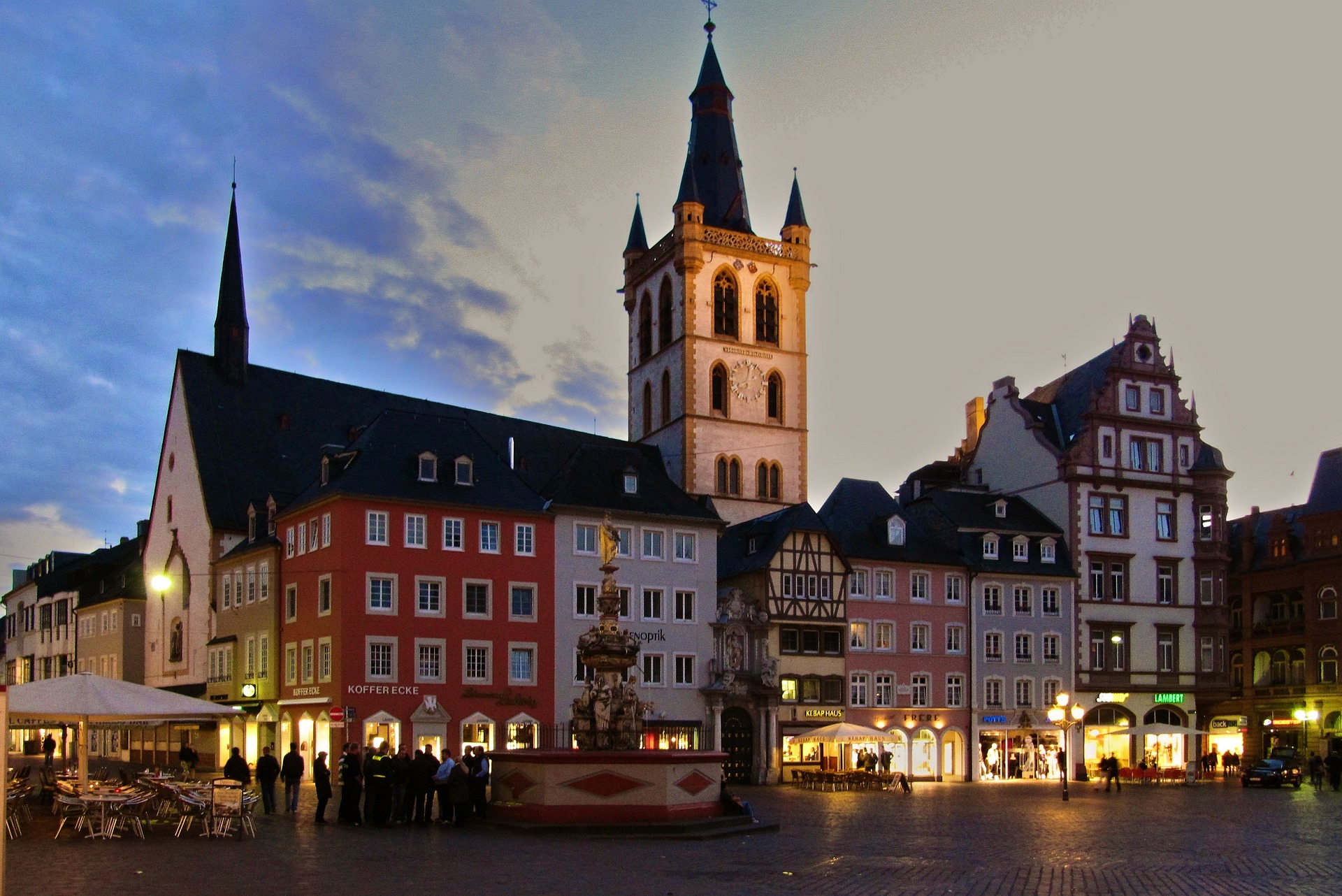 Trier square